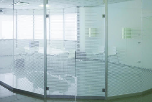 3M-dekorativne-folije-za-stekla_2/3m-tm-fasara-tm-fine