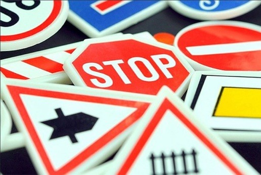 Odsevne-folije-za-prometne-znake_1/sfsfs